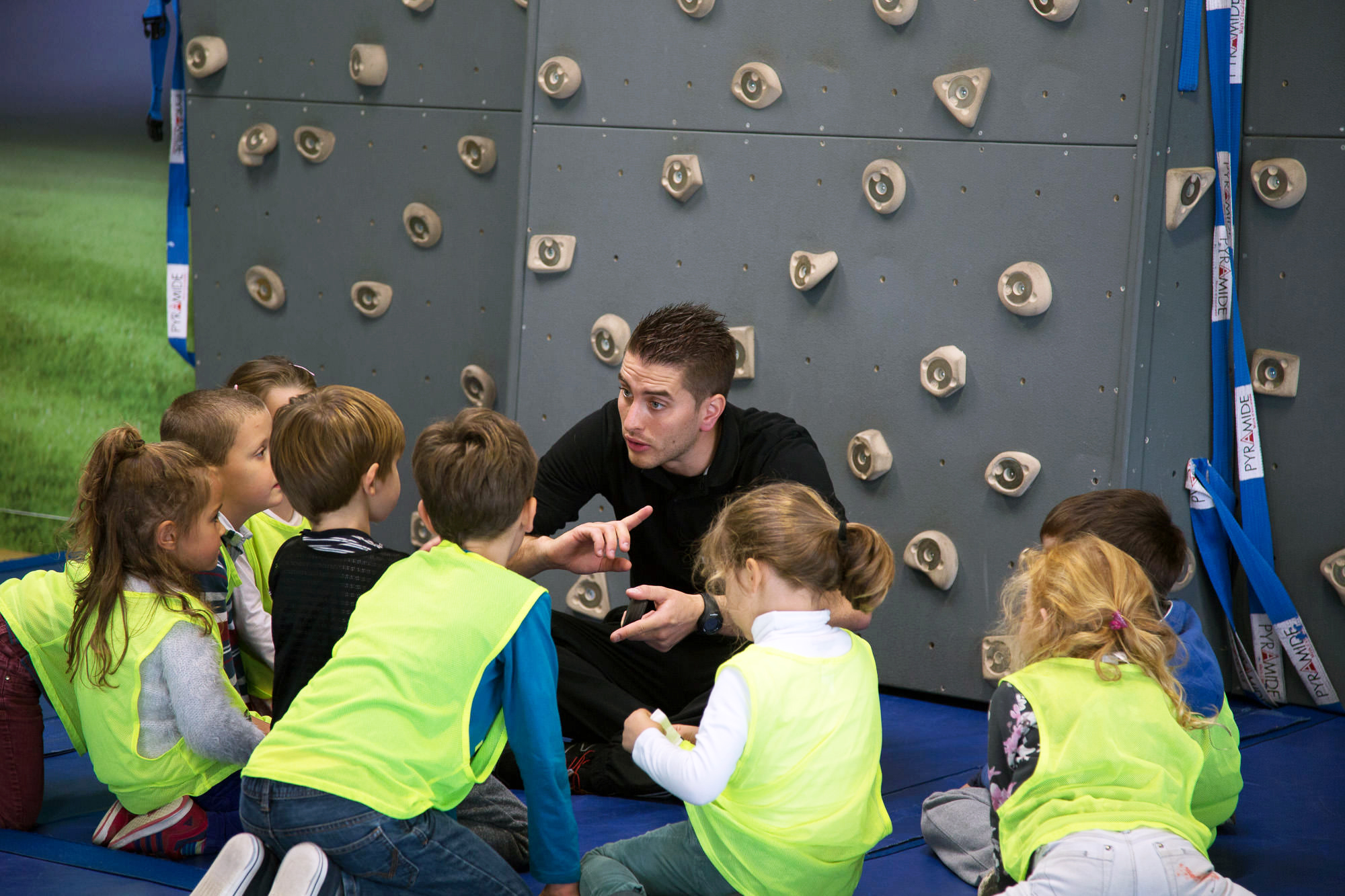 16 10 12 Decathlon Anniversaire 587 Genae Fitness Club A Bron